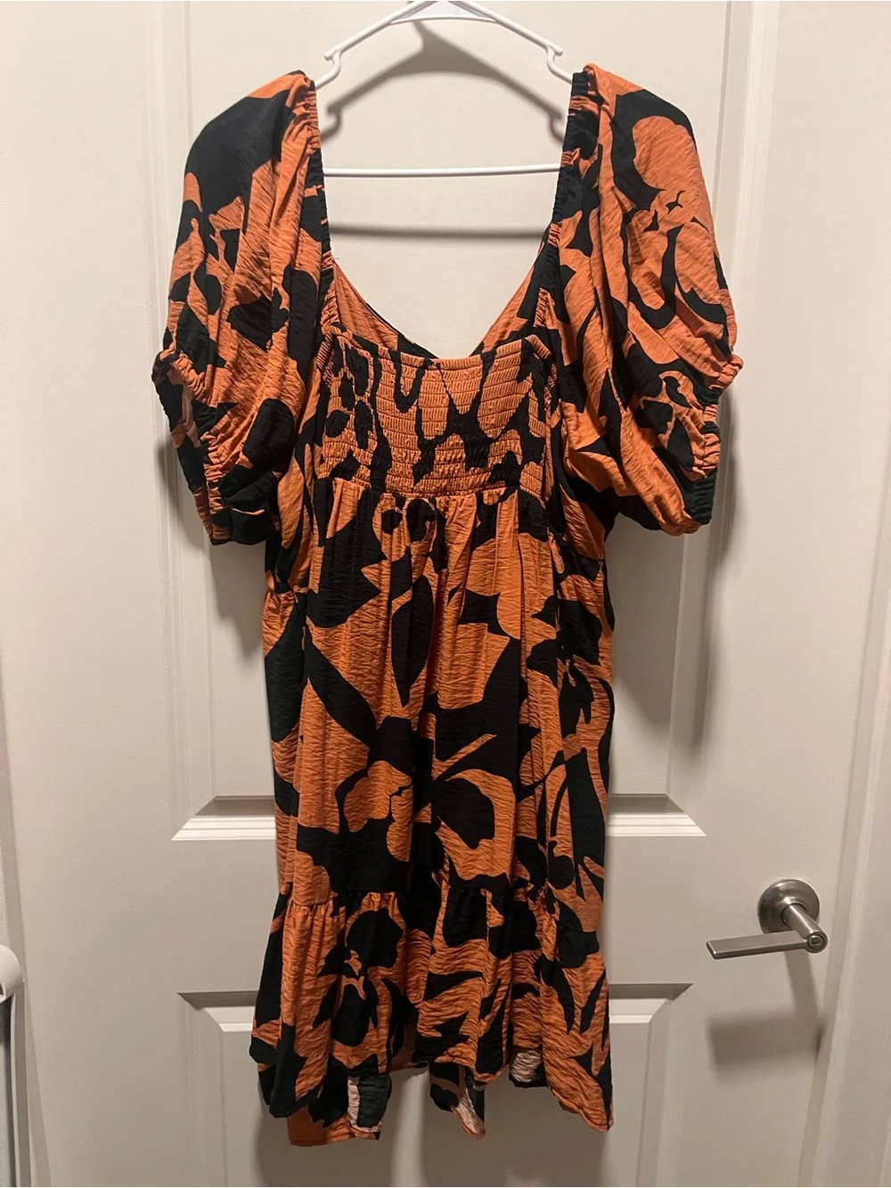Nine West Orange & Black Puff Sleeve Smocked Dress Size 2X - Picture 2 of 4